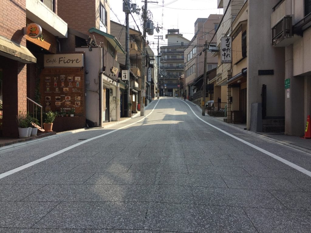 舗装道補修工事(安井緯10号線他)(その1,2)(2件一括)