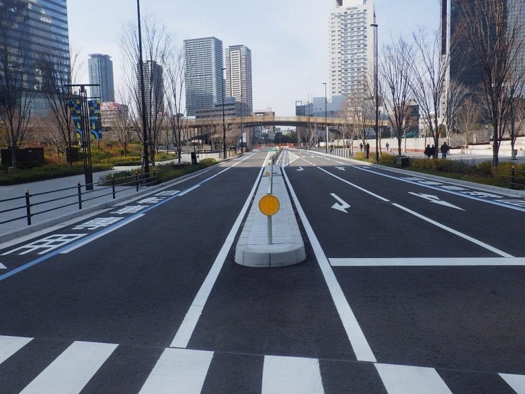 02-大阪駅北（2期）地区大阪駅北1号線外道路その他工事