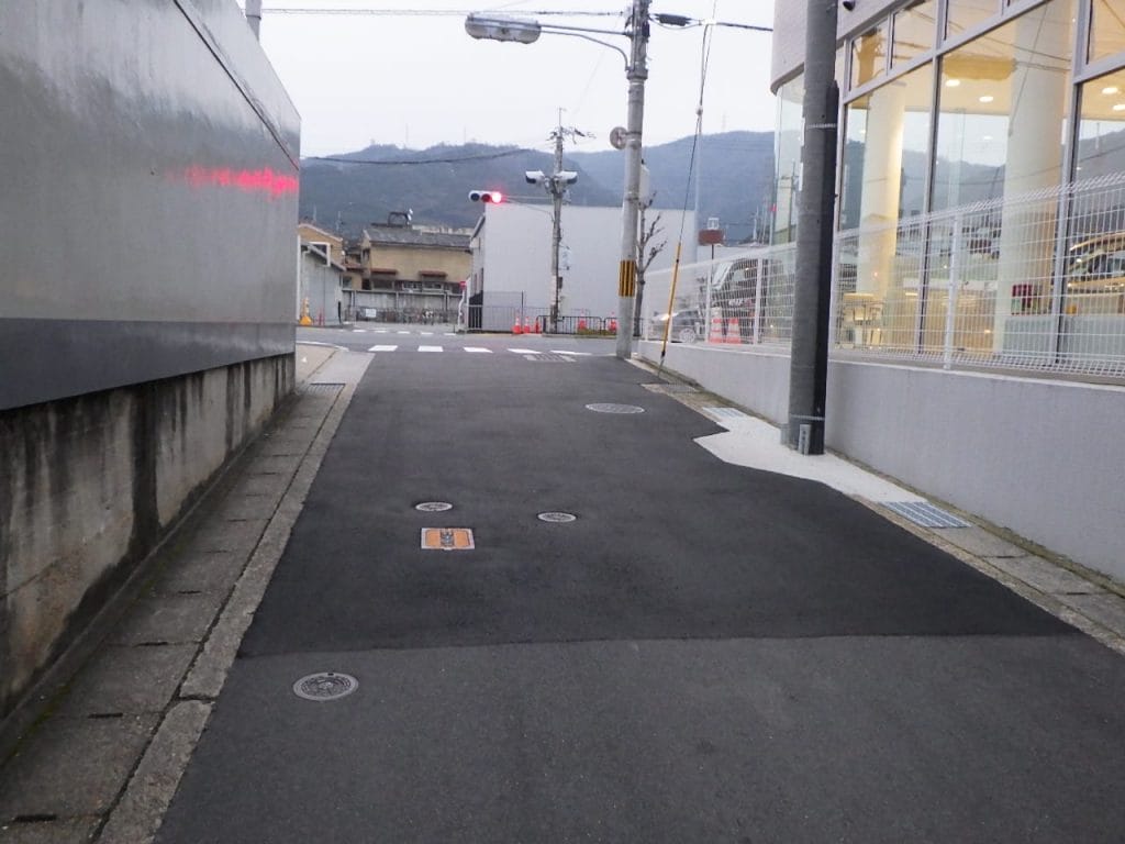 国道1号山科音羽地区東部電線共同溝工事