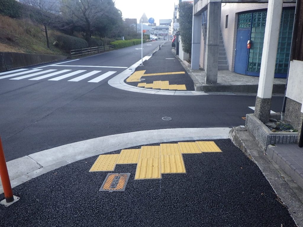 国道1号山科音羽地区東部電線共同溝工事